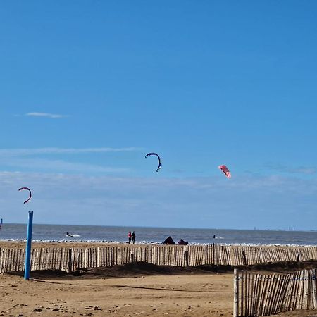 Confort 2 Pieces Pour 4 Pers, Chatelaillon-Plage, Parking - Fr-1-706-4 Exterior photo